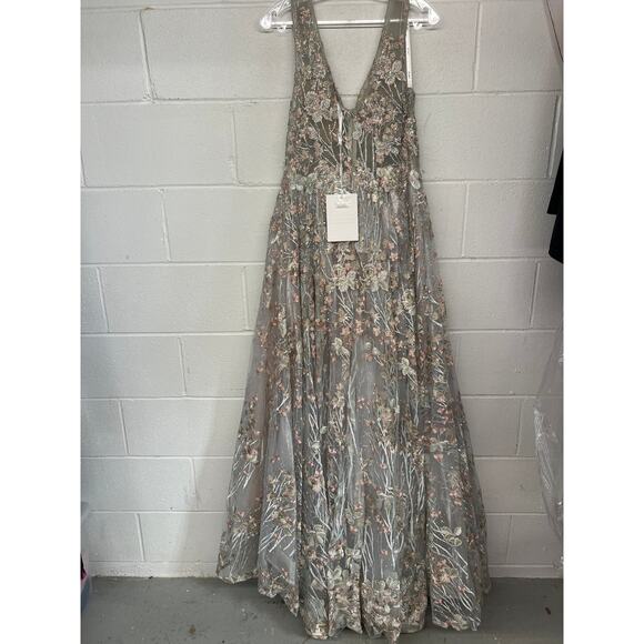 New Mac Duggal Sz 12 pink flower floral glitter Embroidered Illusion V-Neck Gown - Picture 6 of 11